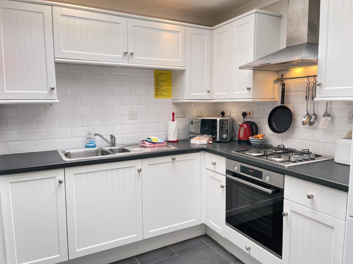 37 Trenwith Place, Charming Family Home & Garden! St Ives  Bagian luar foto