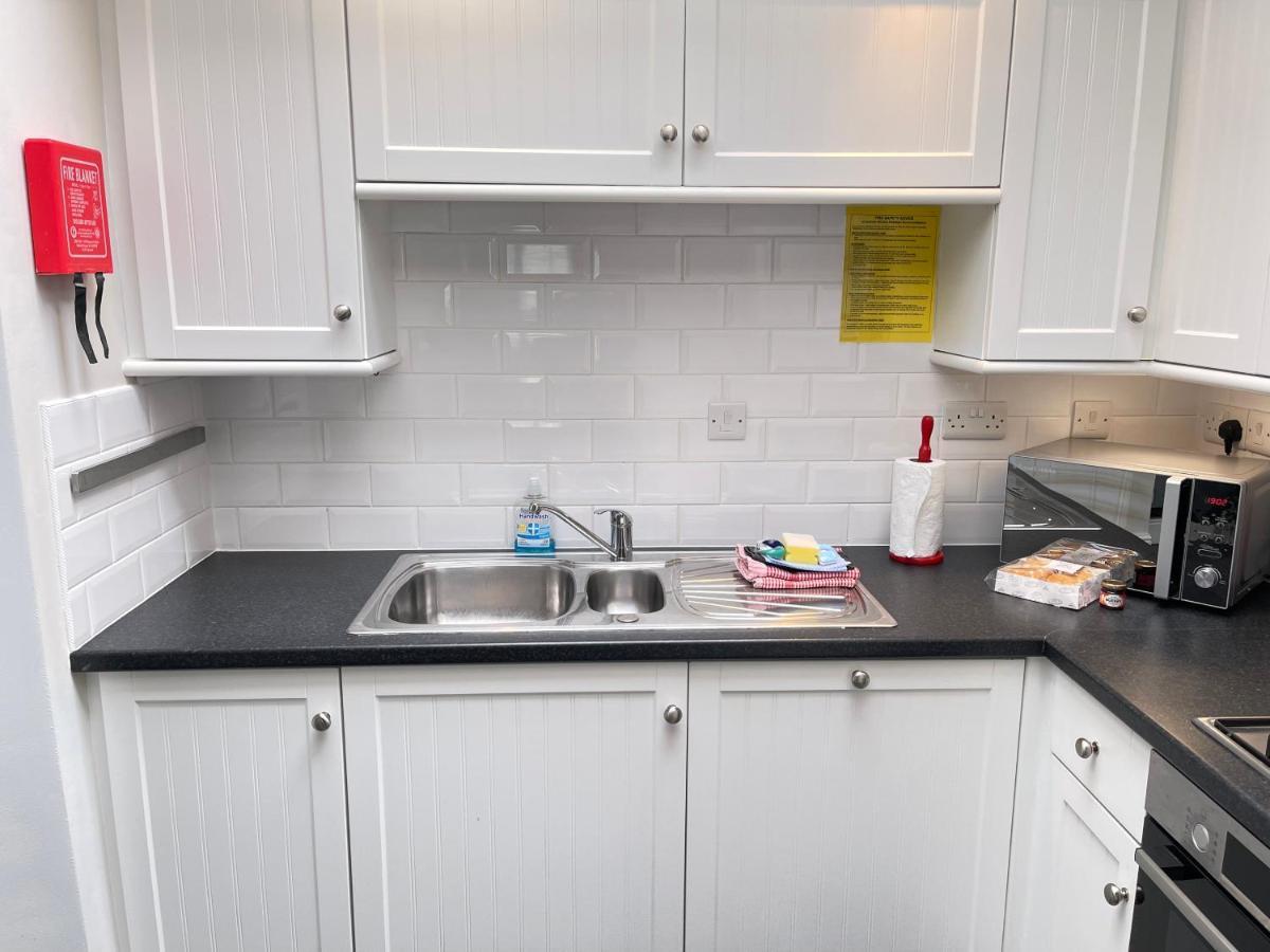 37 Trenwith Place, Charming Family Home & Garden! St Ives  Bagian luar foto