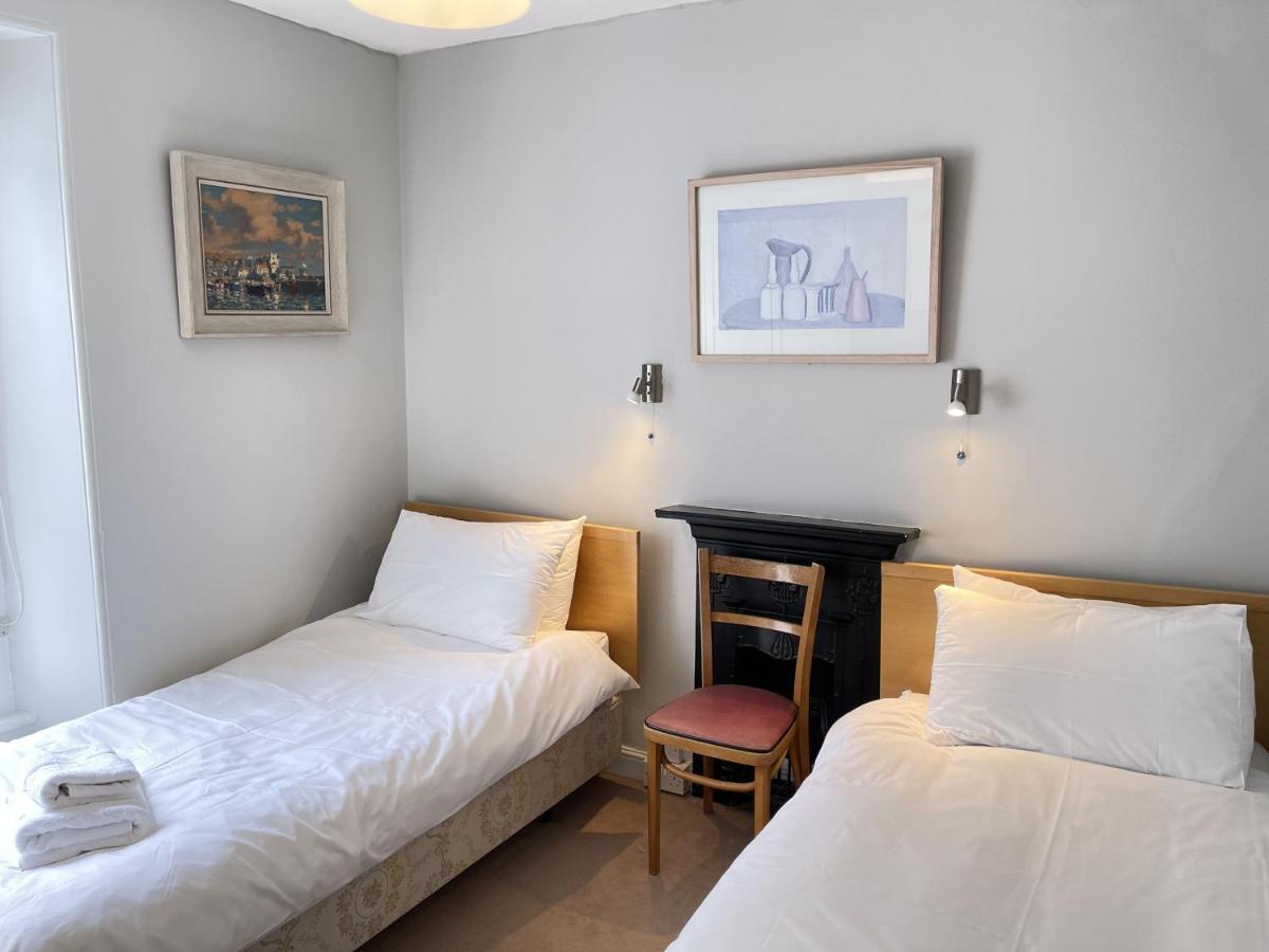37 Trenwith Place, Charming Family Home & Garden! St Ives  Bagian luar foto